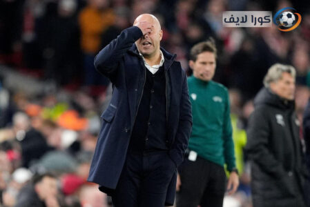 آرني سلوت يتحدث خلال مؤتمر صحفي عن مستقبل ليفربول وفرص دوري الأبطال