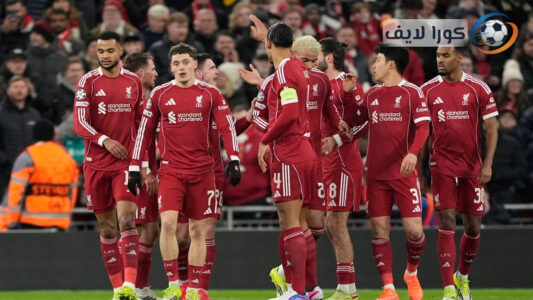 أرني سلوت يدير تدريب ليفربول قبل مواجهة مانشستر سيتي