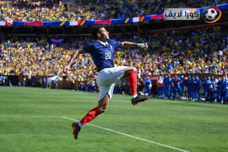 ديزير دويه يحتفل بهدفه مع منتخب فرنسا ضد كولومبيا